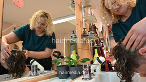 7206 Ukrainian hairdresser shampoo the permed perm barber in Berlin 240331
