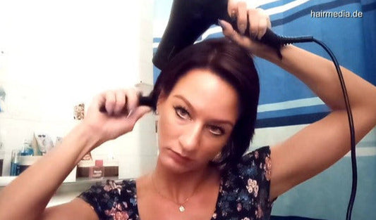 1097 bf001 Nathalie home blow dry