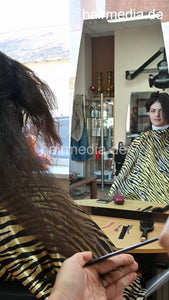 1192 Agnieszka and Dimitra caping and haircut vertical video