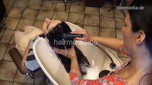 将图片加载到图库查看器，1031 1 Mariam by VanessaDG backward shampoo