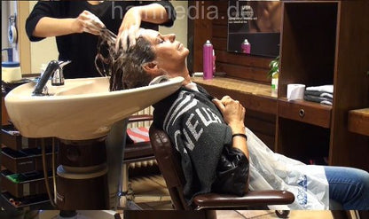 4008 KerstinHR 4 wash backward salon shampooing
