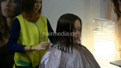 Laura Klara: Klara haircut