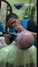 Cargar imagen en el visor de la galería, 1240 MariaGi barberette in rollers doing male client again, Leyla controlled