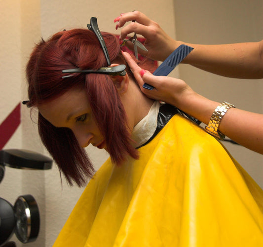 8081 Annalena complete haircut, shampoo and buzz