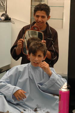 221 Berisa young boy buzz and headshave  complete