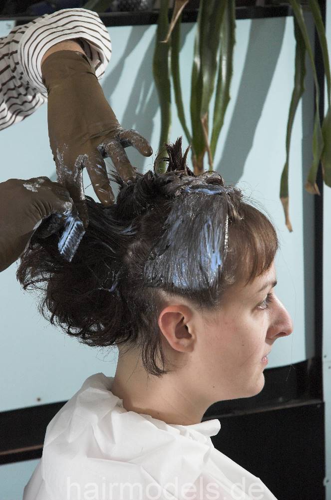 445 4 bleaching the bobcut