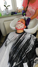 将图片加载到图库查看器，1076 PetraH at hairdresser shampooing in facemask and gloves
