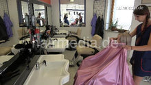 将图片加载到图库查看器，1036 01 AnnaLena caping Kultsalon Fulda Barbershop