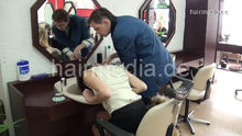 Load image into Gallery viewer, 9036 4 Franziska forward shampoo hairwash by barber in apron