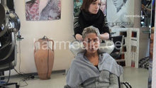 Cargar imagen en el visor de la galería, 6106 03 KristinaB salon backward hairwash shampooing long blonde hair relaxing
