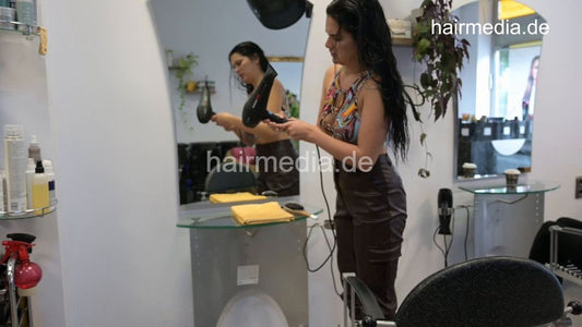 1188 06 AlinaR self blow dry