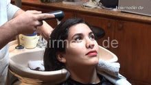 将图片加载到图库查看器，9075 06 Nassira by hobbybarber StevenL very relaxing backward salon shampooing hairwash