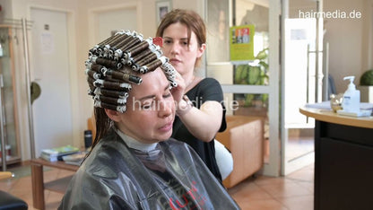 7203 Angelika 7 perm process Frankfurt salon Ukrainian barberette