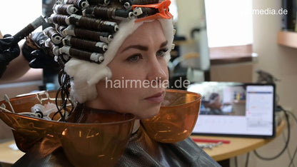 7203 Angelika 7 perm process Frankfurt salon Ukrainian barberette