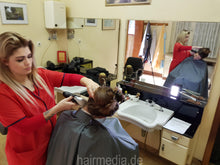 将图片加载到图库查看器，1042 s1386 barbershop caping session MariaK MarieM Parastu OlgaS caping session