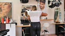 Charger l&#39;image dans la galerie, 1050 220831 private livestream Juliana self haircare in leatherpants