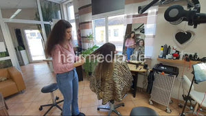 1050 221106 Agnieszka and Dimitra private livestream caping and haircuts