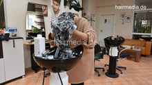 Carica l&#39;immagine nel visualizzatore di Gallery, 530 Sinem self forward wash and haircare for JMK custom video