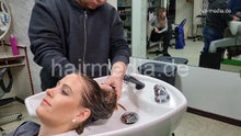 将图片加载到图库查看器，1065 EllenS very long pampering salon shampooing by young barber Steven