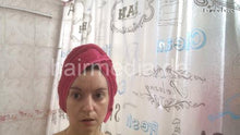 Laden Sie das Bild in den Galerie-Viewer, 1153 Natasha Ukraine 210318 self home hair shampooing in shower