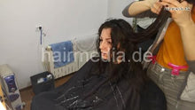 Cargar imagen en el visor de la galería, 1155 Neda Salon 20210503 trim haircut very thick and curly hair and blow
