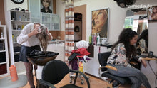 将图片加载到图库查看器，1198 Curly and LisaM Salon 2 LisaM self forward hairwash shampooing at backward shampoostation