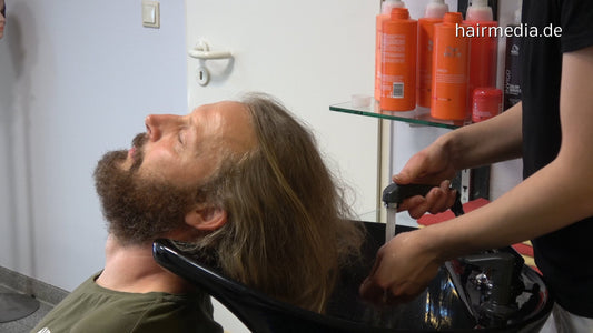 2011 09 Odin by Peri backward shampoo