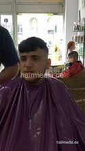 将图片加载到图库查看器，1197 19-21 Mido hairy youngman by barber Nico  - vertical video