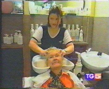 0036 shampooing in Italy 1990 by med 2