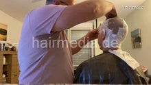 Load image into Gallery viewer, 2012 20201226 buzz, knife shavingcream shave shampooing  TRAILER