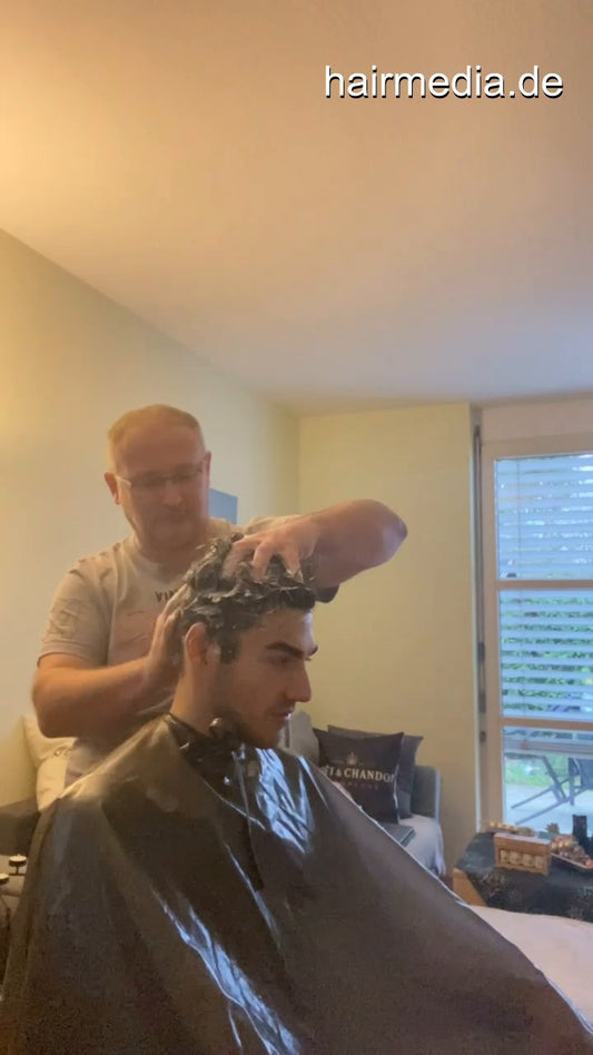 2012 20210127 a upright and backward shampooing at homeoffice salon