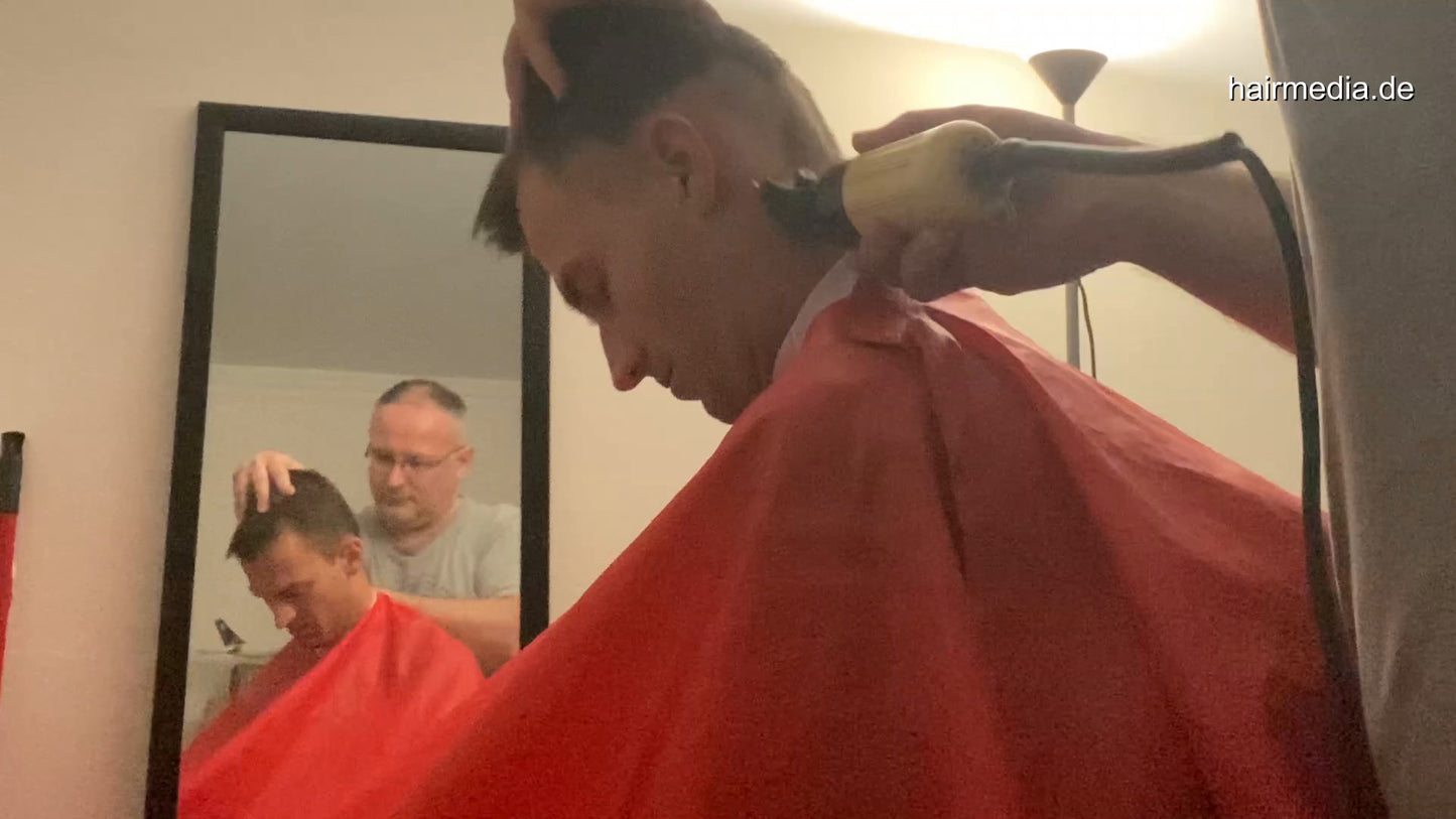 2012 20210503 fixed buzz and shampoo using vintage DDR GDR Komet haircutting machine