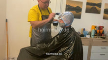 Laden Sie das Bild in den Galerie-Viewer, 2012 220814 cap highlighting bleaching buzz by hobbybarber