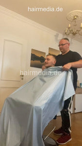 2012 221023 a home barberchair multicape buzzcut