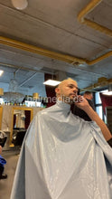 Charger l&#39;image dans la galerie, 2012 20230319 salon bleaching and buzzcut punishment