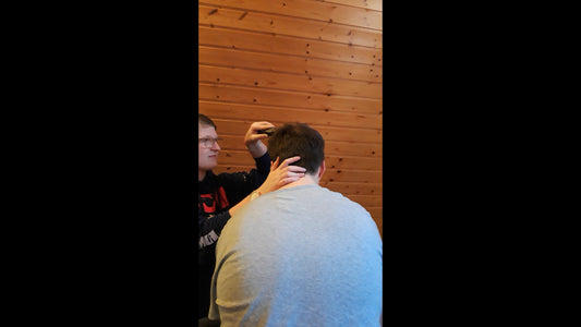 1160 20190120 buzzing a guy at home without cape