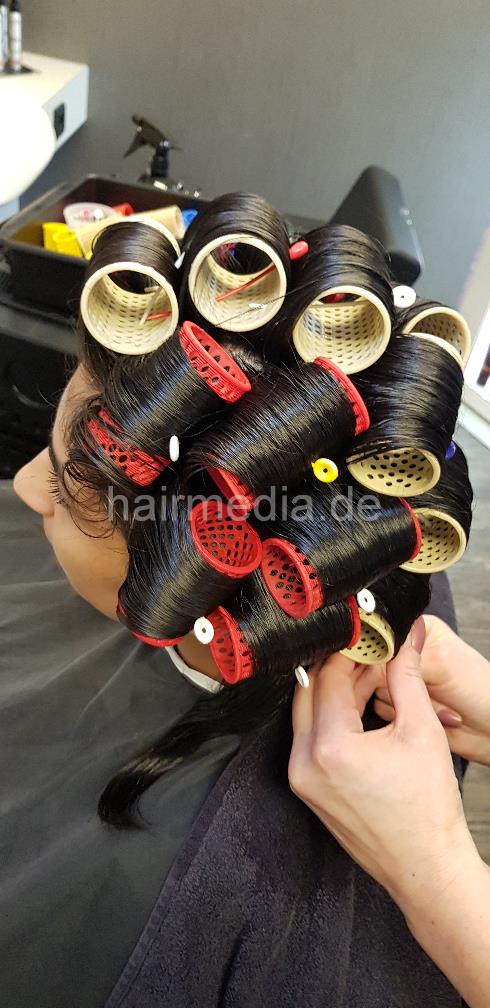 537 Kübra Kassel thick hair long forward wash and wet set