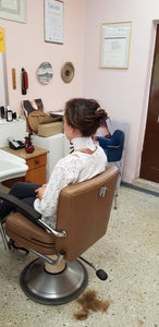 8155 MelanieC thick hair in barbershop dry cut haircut by readhead barberette
