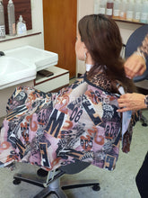 Load image into Gallery viewer, e0013 unique german block fashion shampoocape haircutcape used