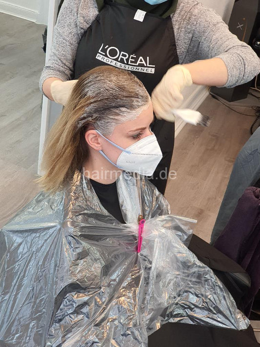 4116 09 Sandra by headscarfe barberette Lilly coloring and bleaching