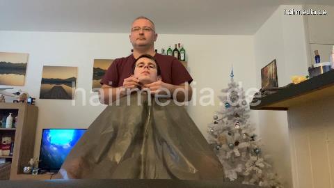 2012 20210307 a backward mobile sink precut shampooing at homeoffice salon Frankfurt