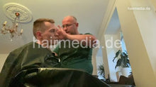 Laden Sie das Bild in den Galerie-Viewer, 2012 20210819 buzz mouthprotected shampoo hairwash by hobbybarber