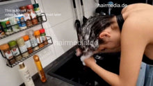 将图片加载到图库查看器，1172 AlinaR 22_02_04 self kitchensink home shampoo and hairstyle losca custom