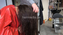 Cargar imagen en el visor de la galería, 1176 AlinaR 3 haircut by barber in red PVC cape