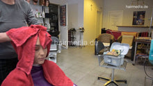Load image into Gallery viewer, 1176 21_11_06 MichelleB AS custom 1 backward shampoo in knitwear