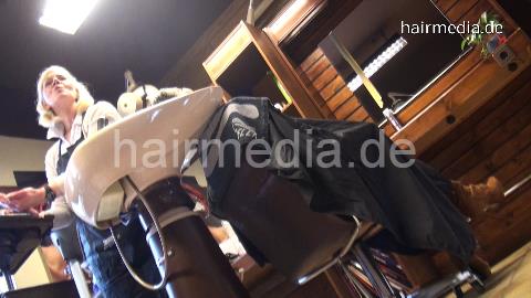 6113 Silvija 2 backward wash shampoo in vintage hairsalon