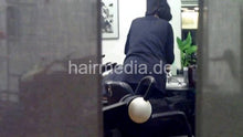 Load image into Gallery viewer, 274 s0426 male customer by f2 in hairsalon forwardshampoo and scalpmassage