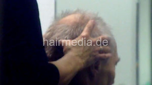 274 s0426 male customer by f2 in hairsalon forwardshampoo and scalpmassage