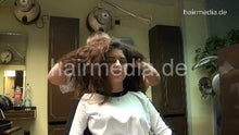 Load image into Gallery viewer, 325 OlgaO scalp massage dry thick long hair by hobbybarber in salon