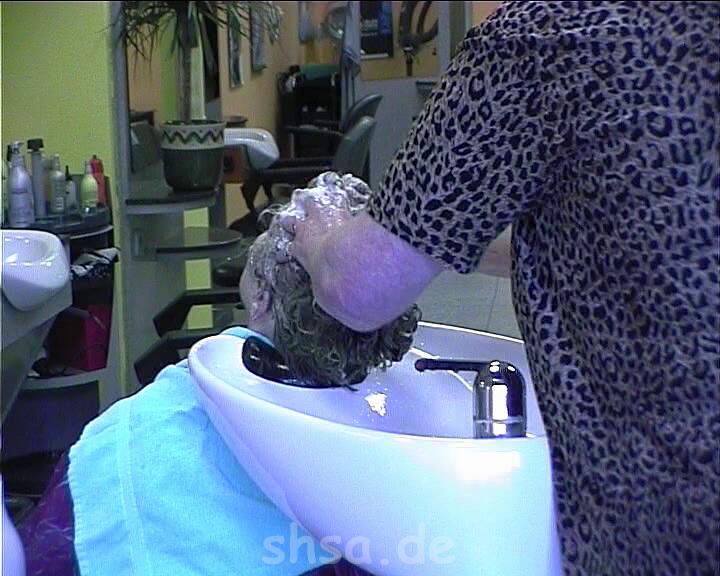 336 s0052 4 wash backward salon Berlin Pankow salon